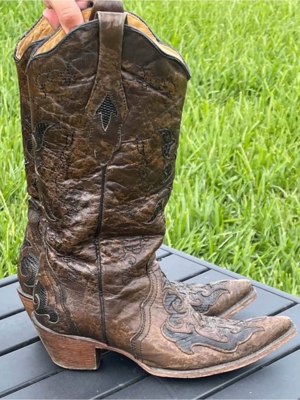 Distressed Brown Leather Western CORRAL Boots with Black Inlay - Picture 8 of 8